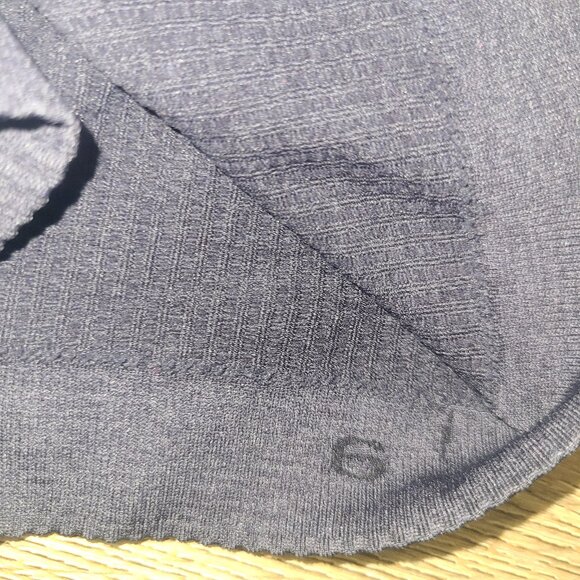 Lululemon size 6 Ebb To Street Racerback Tank Top Seamless Built-in-Bra - Picture 4 of 6